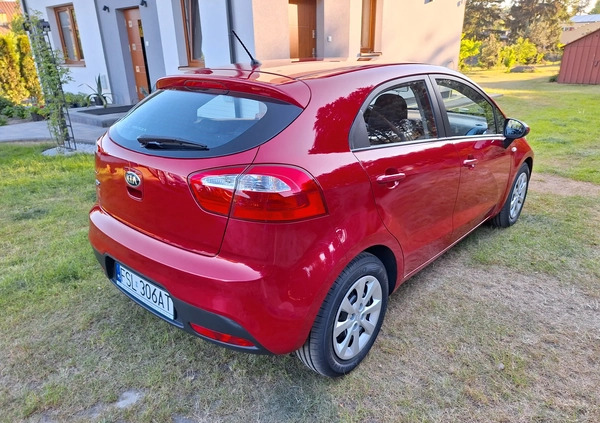 Kia Rio cena 34800 przebieg: 105000, rok produkcji 2014 z Skierniewice małe 466